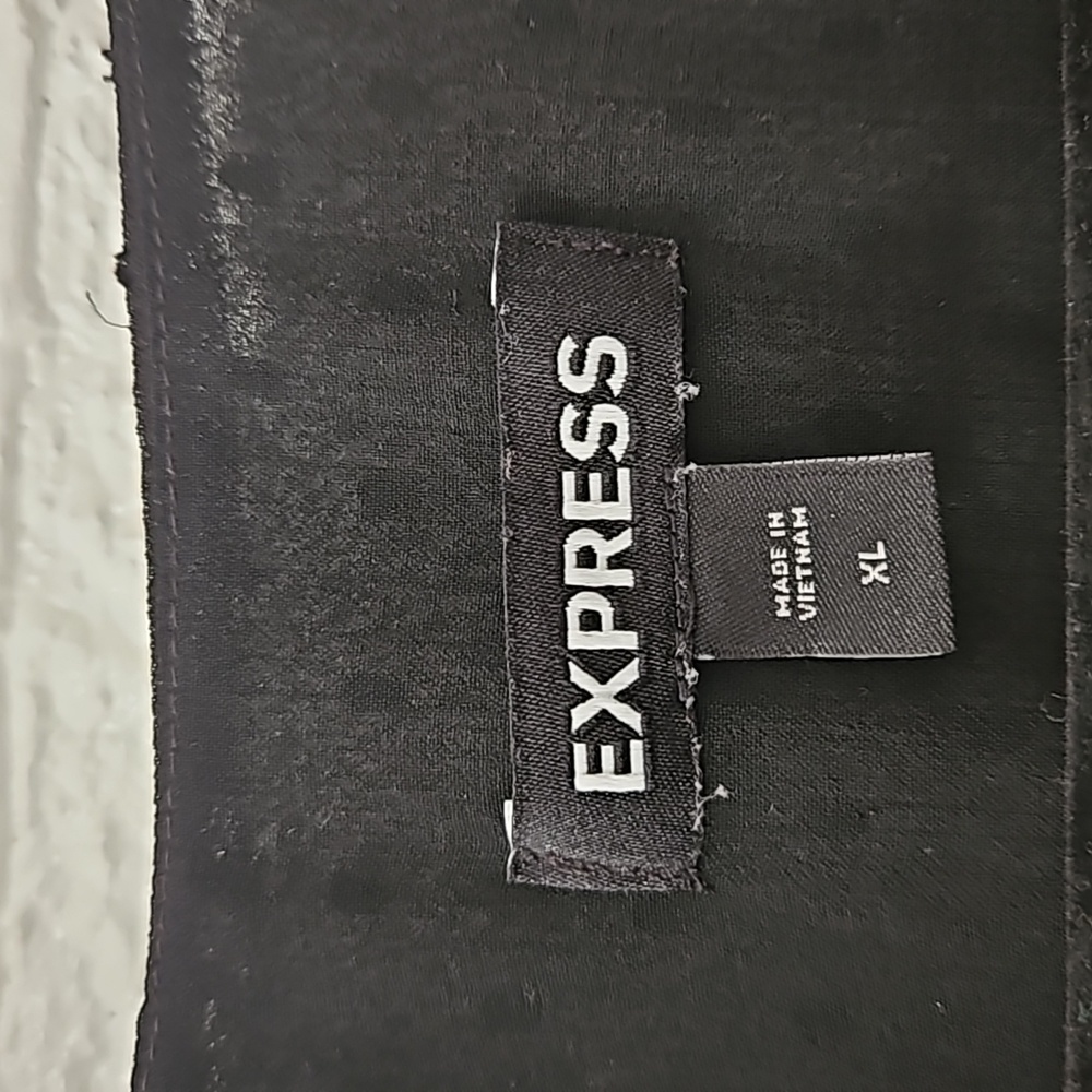 Express Blouse - Picture 2 of 4